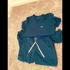 Figs scrubs set Caribbean blue